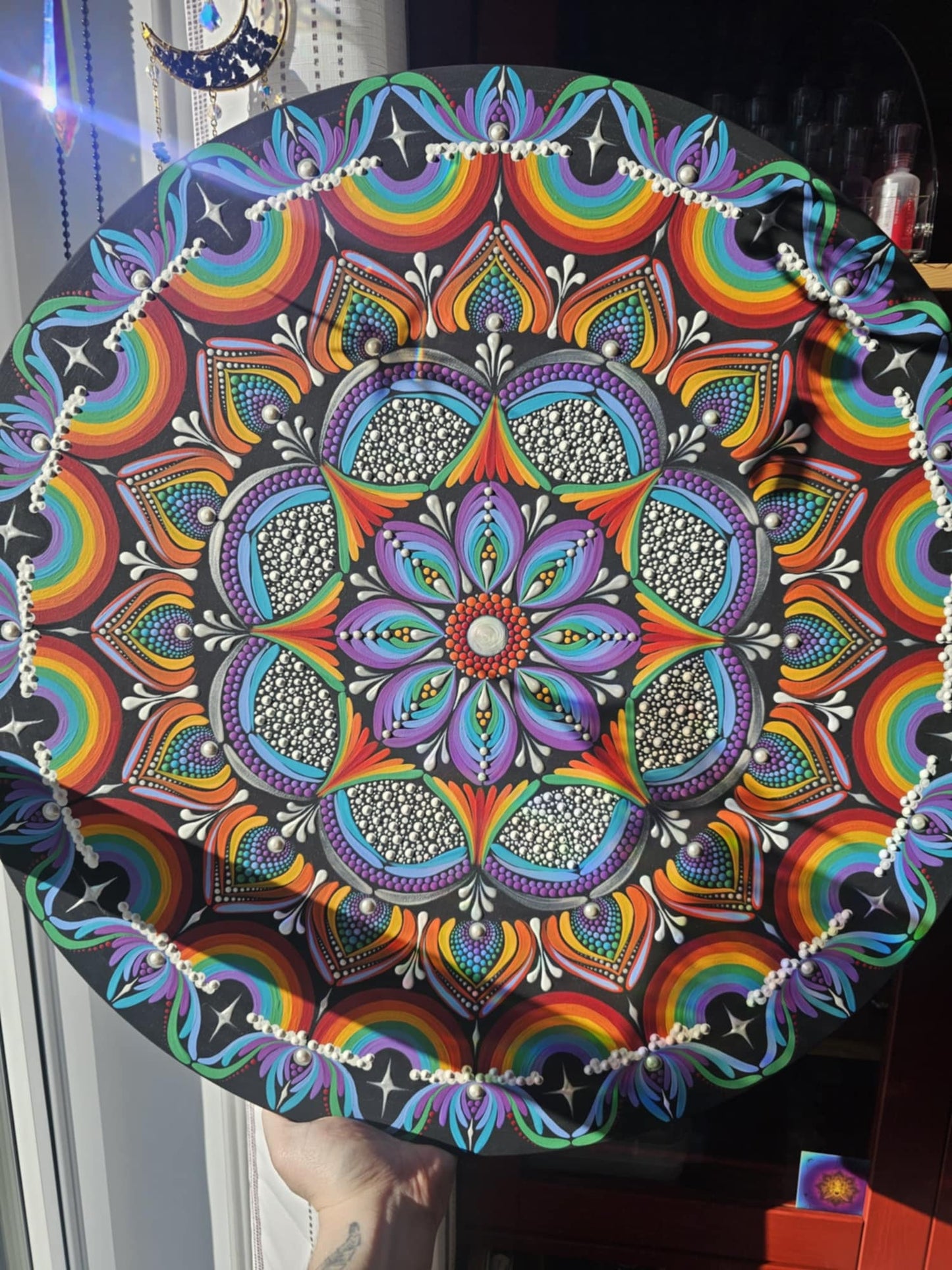 Over the rainbow, mandala 24 pouces sur toile