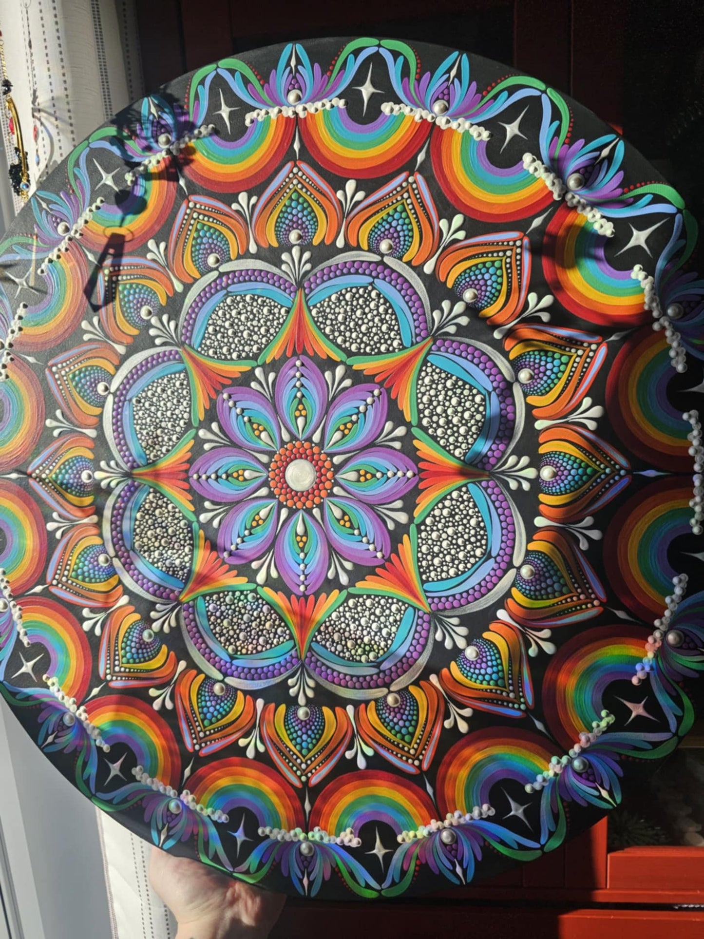 Over the rainbow, mandala 24 pouces sur toile