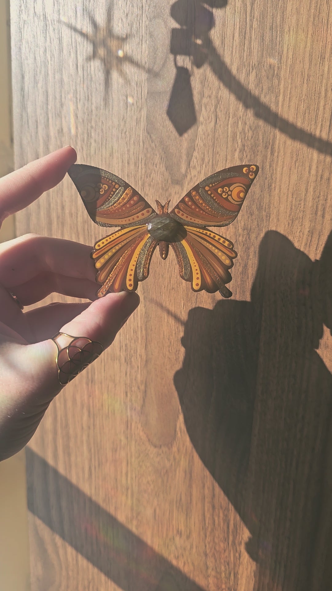 Aimant papillon avec labradorite 💛🧡