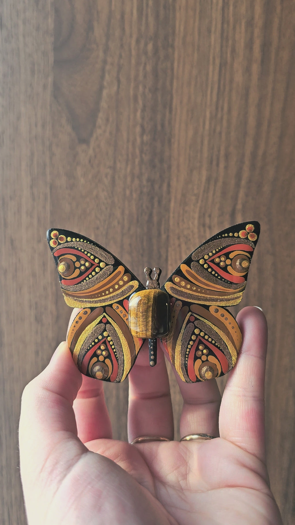 Aimant papillon avec oeil de tigre