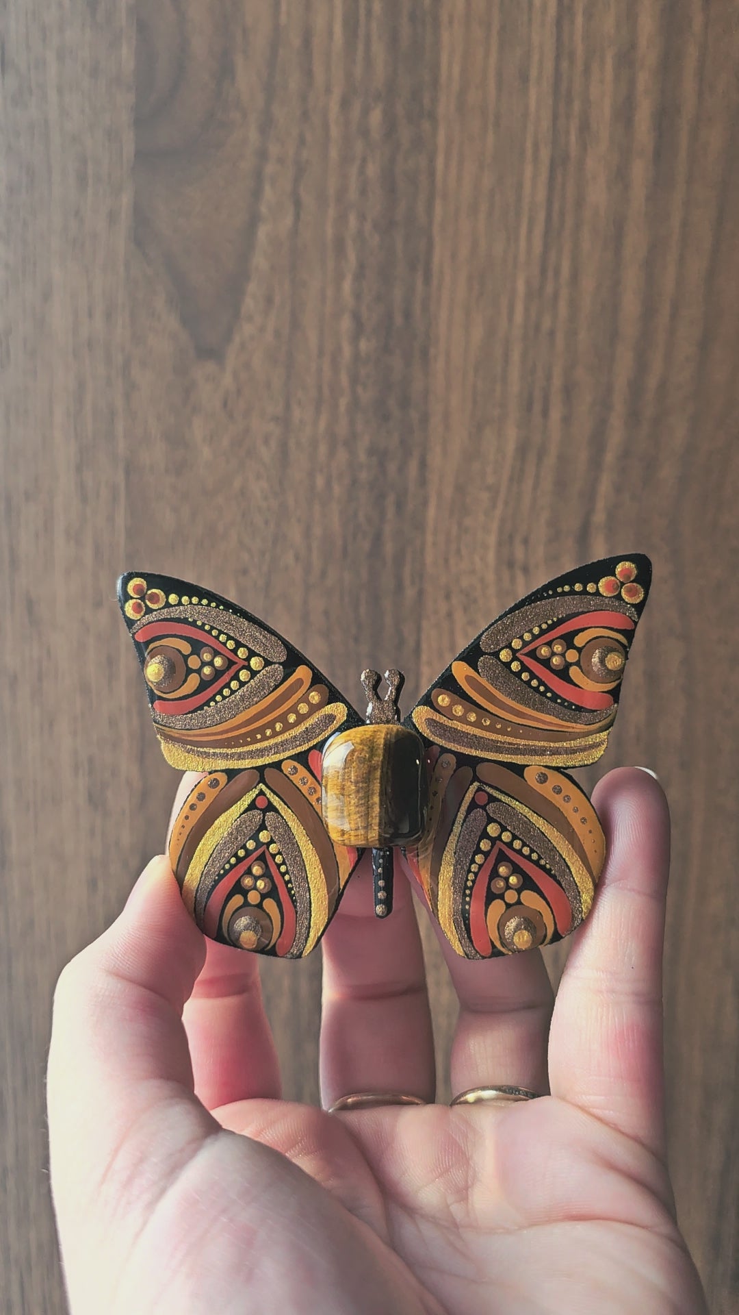 Aimant papillon avec oeil de tigre