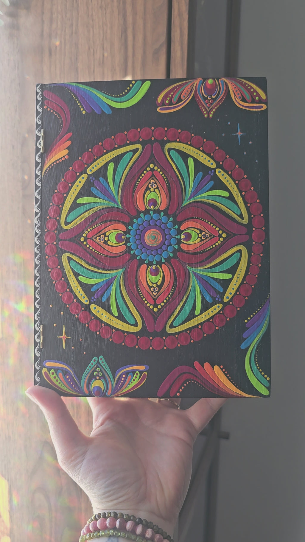 Boîte en bois 🧙🏽‍♀️🪄📚✨