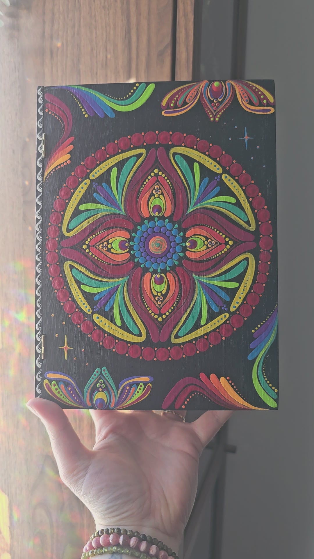 Boîte en bois 🧙🏽‍♀️🪄📚✨