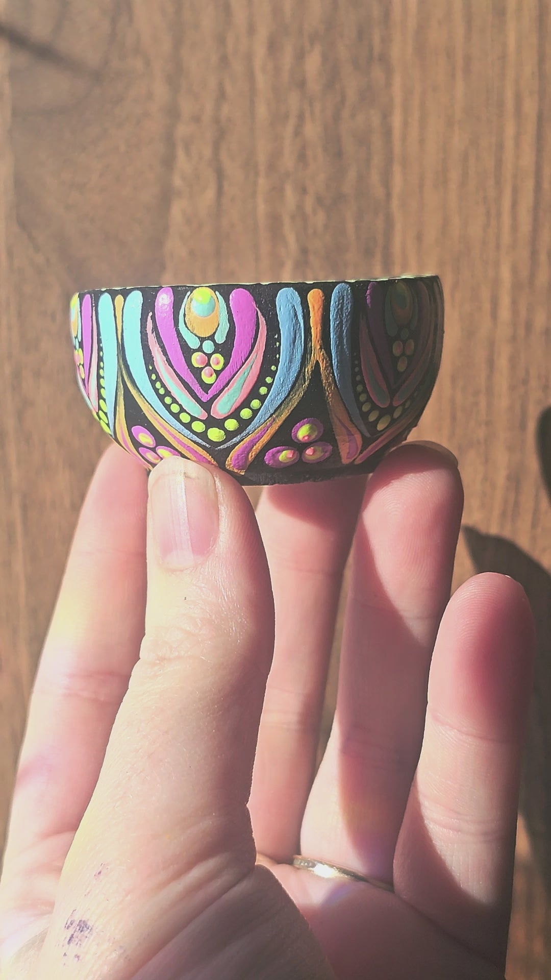 Petit bol en bois, UV 💕✨