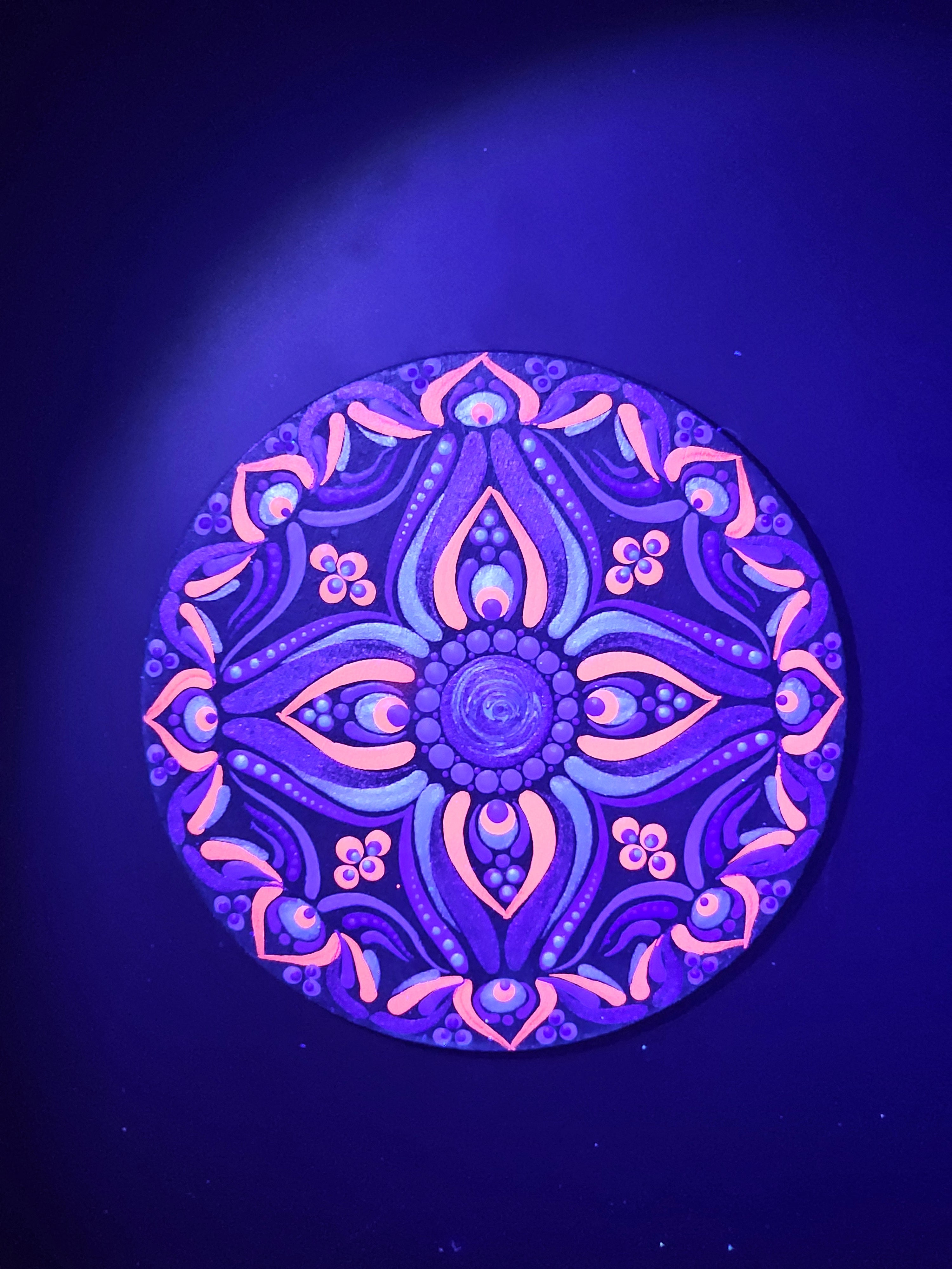 Grand aimant rond. ✨💜