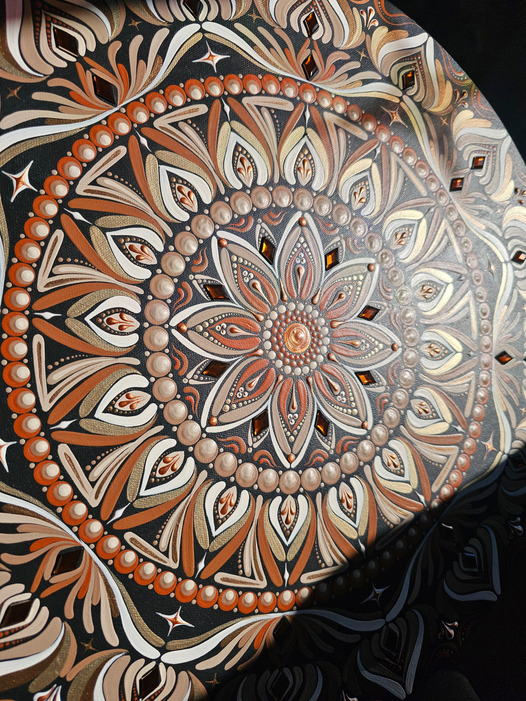 Lumière Terrienne ✨🤎Afficher au centre Holistique l'Harmonie.