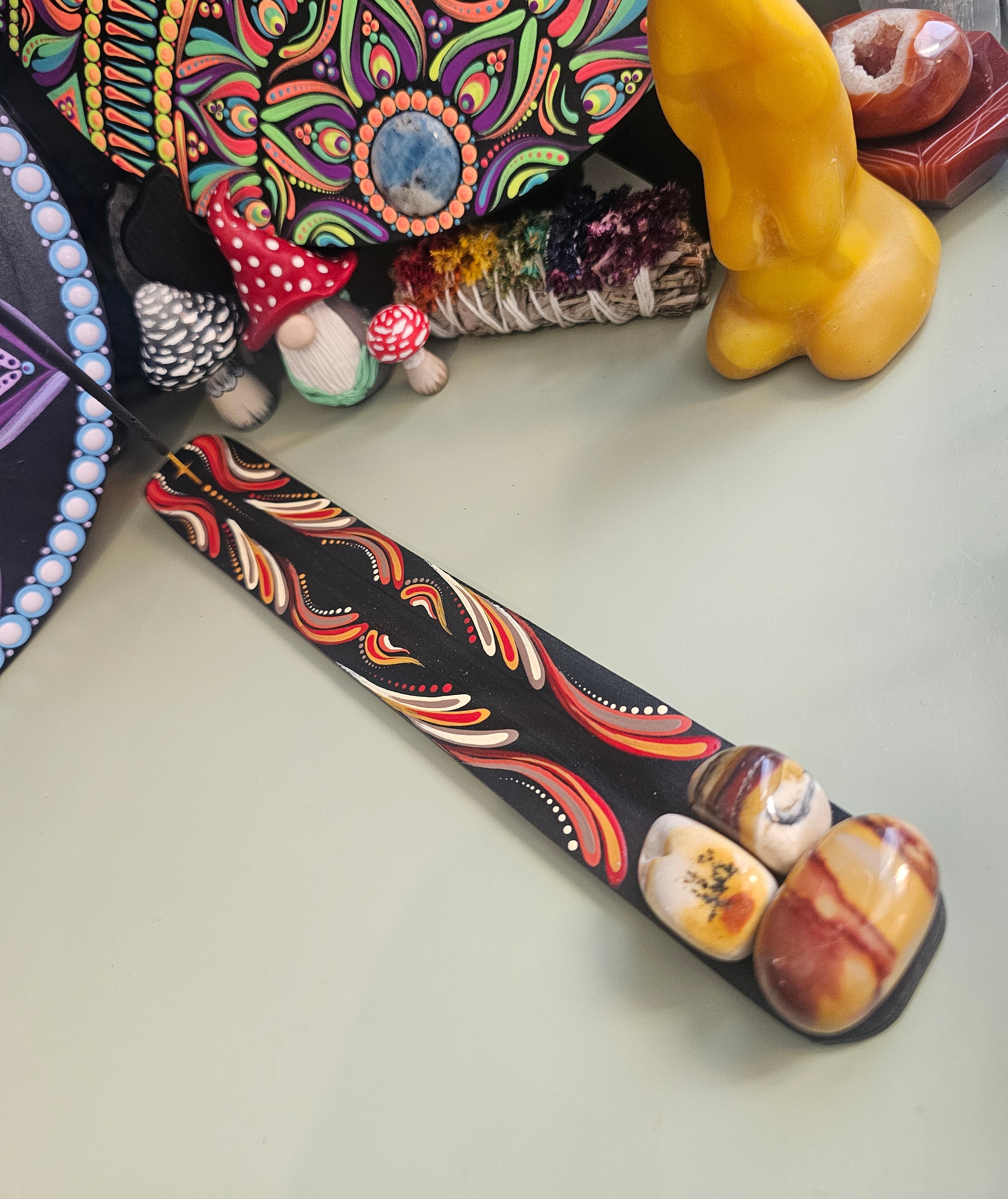 Incense burner with mookaite ❤️‍🔥🐦‍🔥
