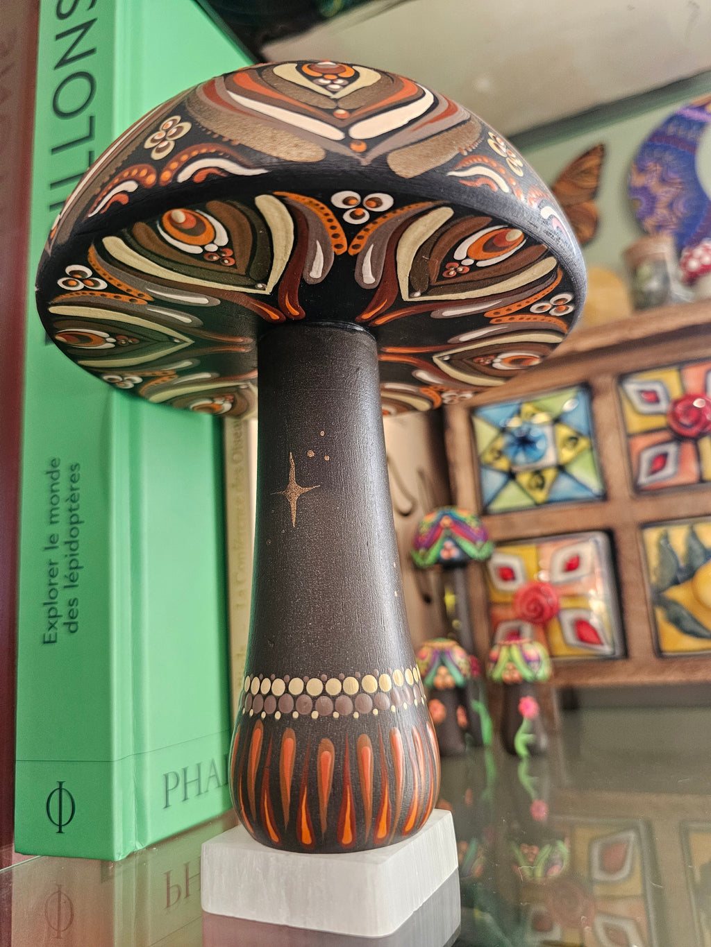 Very large mushroom 🧡🤎